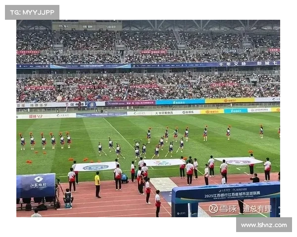 从草根赛事到荣耀之巅英联赛杯的历史演变与时代影响